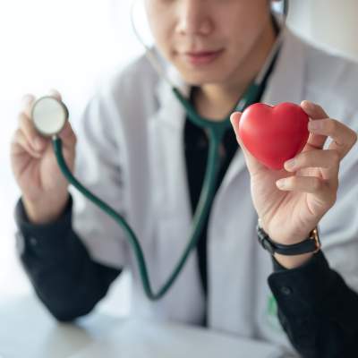 Monitoring Vital Signs: Early Detection for Heart Health